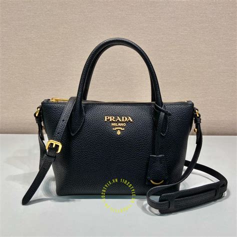 necessaire da picnic prada 1930|Milano Dal 1913 .